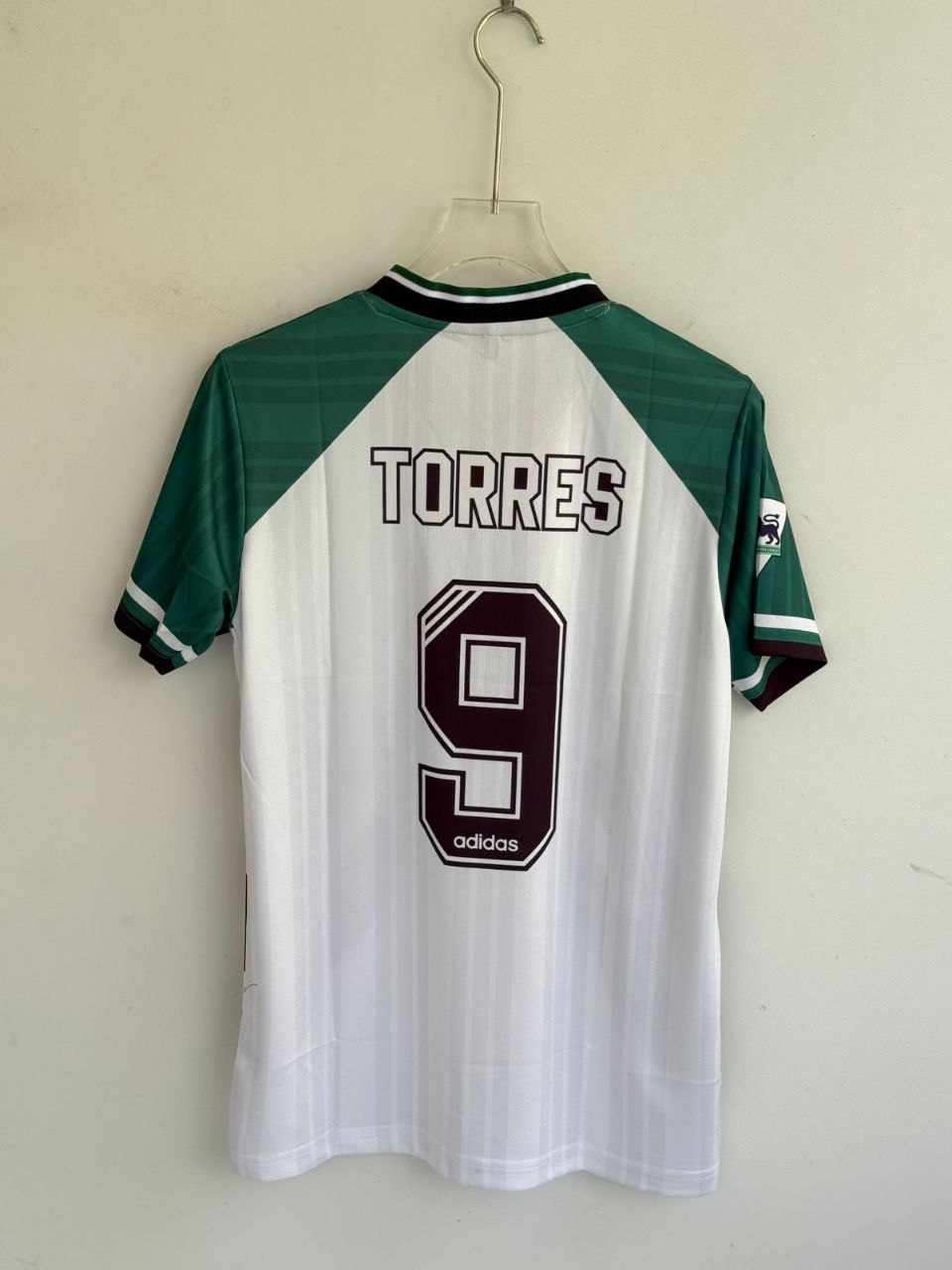 Liverpool Retro Away Jersey – Torres #9 (Embroided)