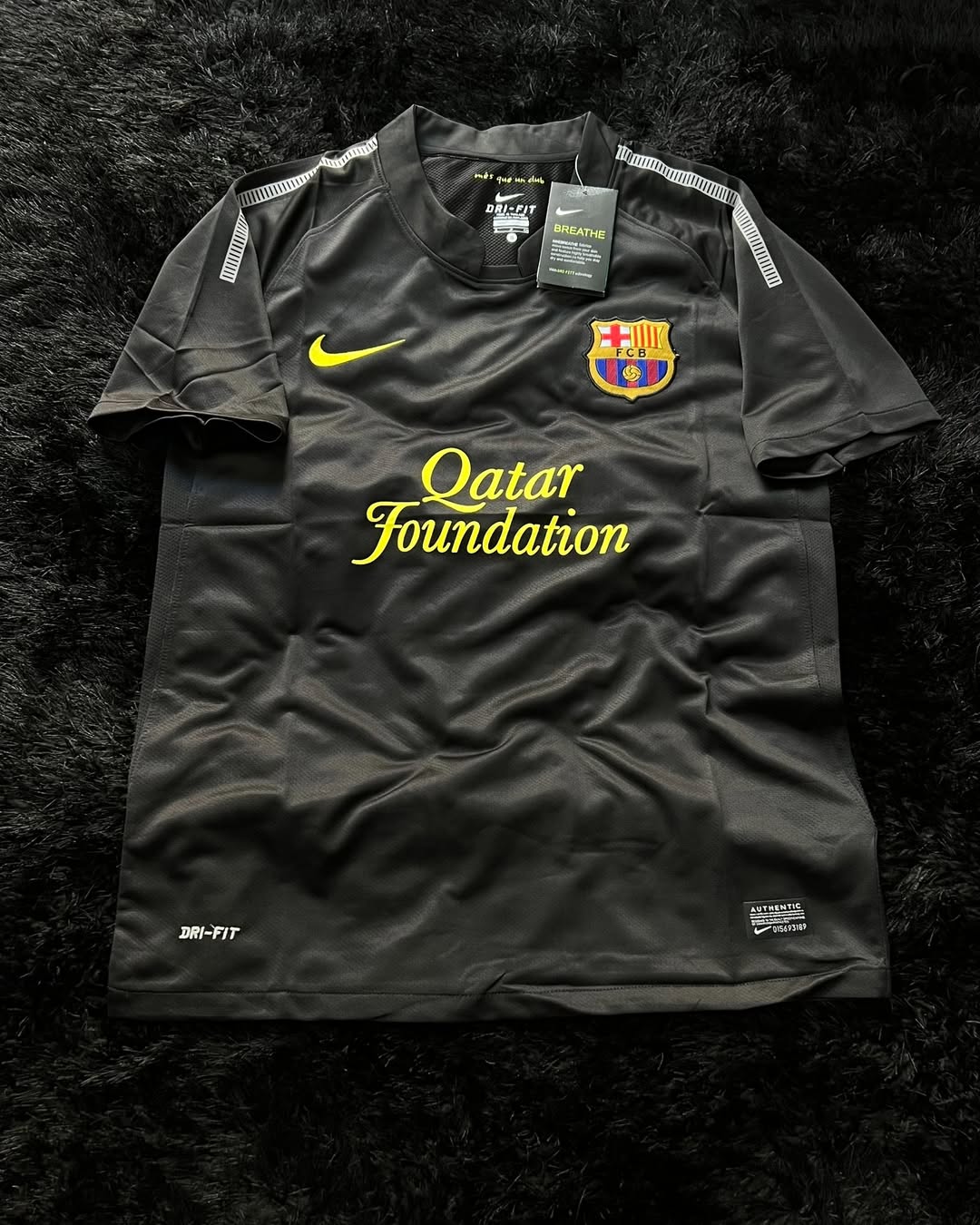 FC Barcelona 2011-12 Away Jersey (Master Version)