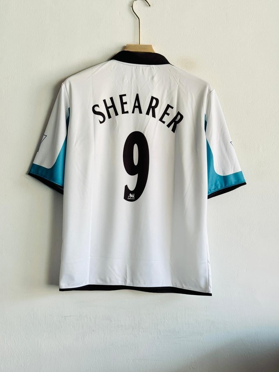 1997 Newcastle United Alan Shearer #9 Retro Home Jersey – Premier League Edition