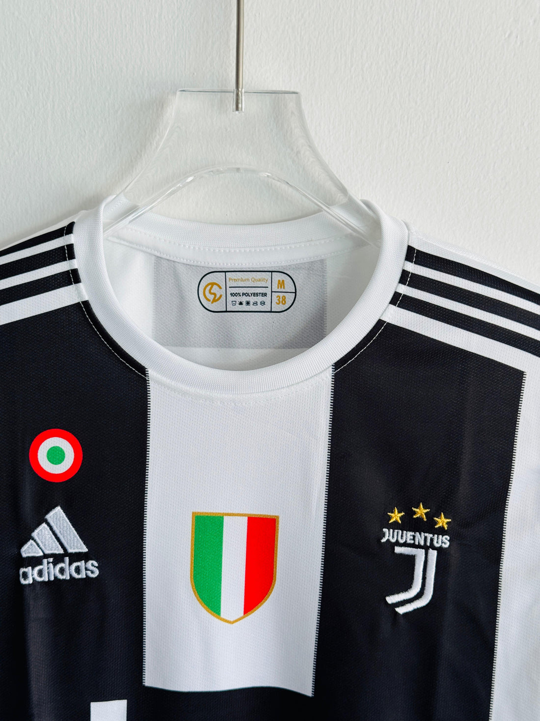 Juventus Home Full Sleeve Jersey 2018/19 – Ronaldo #7 (Embroidered)